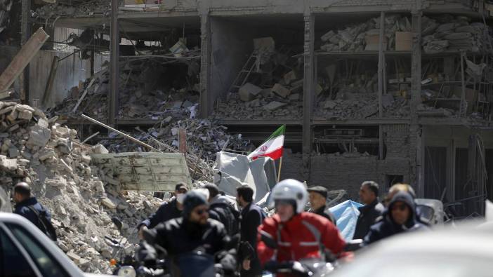 İran: ABD-İsrail saldırılarında can kaybı 1937’ye yükseldi