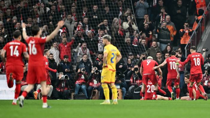 Romanya basını Türkiye'nin zaferini konuşuyor: Türkler milli takımımızı cezalandırdı