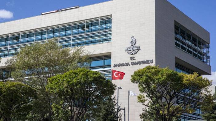 Milyonlarca mükellefe AYM'den e-Tebligat müjdesi: Maliye'nin o yetkisi iptal edildi
