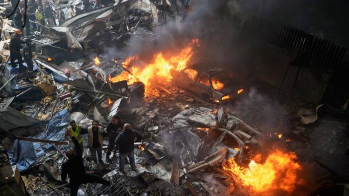 İsrail ateşkese rağmen sokakları alev topuna çevirdi: Lübnan'da kan donduran görüntüler