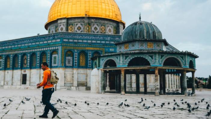 Mescid-i Aksa, 41 gün sonra ibadete açıldı