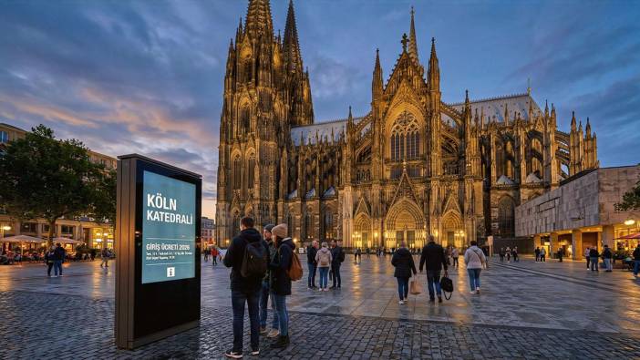 Köln Katedrali artık turistlere bilet kesecek