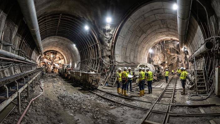 900 personel aralıksız çalışıyor: İzmir M2 metro hattı ilk etap için tarih verildi