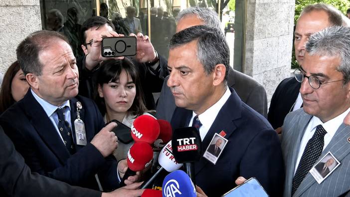 Özgür Özel: Kurultay için ilk imza atıldı