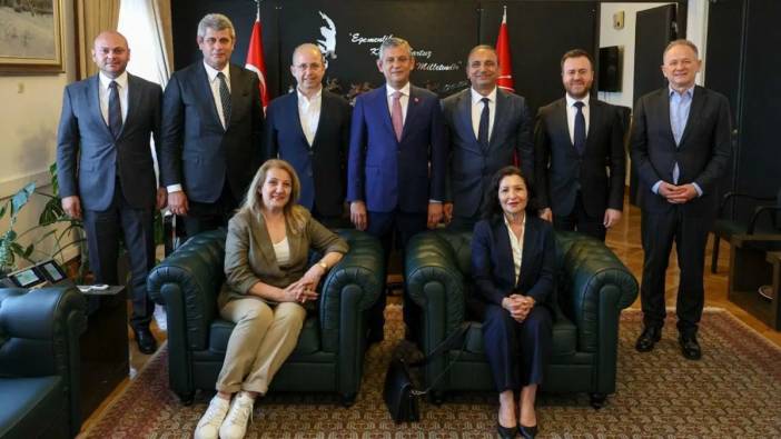 İBB CHP Grubu’ndan TBMM’de Özel’e tam destek