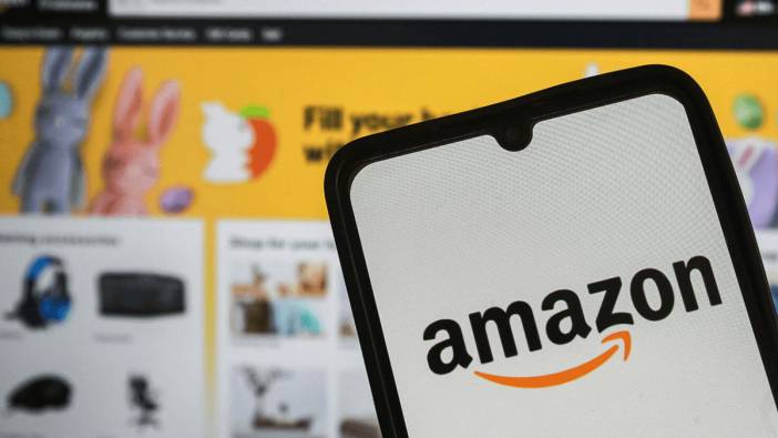 Tasarımcıların işi tehlikede: Amazon, yapay zeka ile benzersiz kıyafetler üretiyor