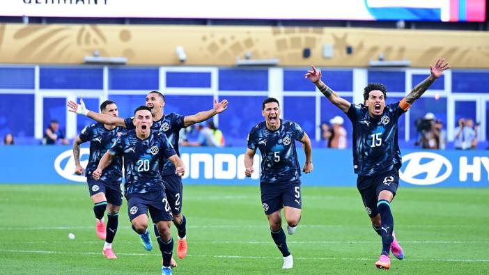 Paraguay, Almanya'yı devirerek son 16'ya yükseldi