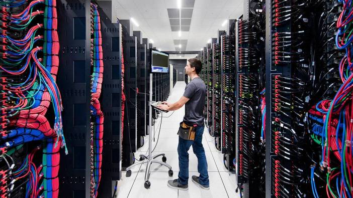 İnternet artık tamamen otonom botların kontrolüne geçti