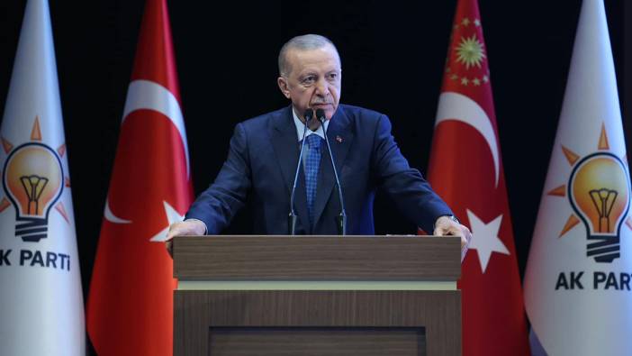 AK Parti'den erken seçim açıklaması: Cumhurbaşkanımızın adaylığı için tarih düzenlemesi yapabiliriz