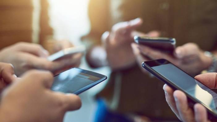 Yenilenmiş telefon alırken dikkat: Ucuz cihaz 'casus yazılım' ve sahte parça riski taşıyabilir