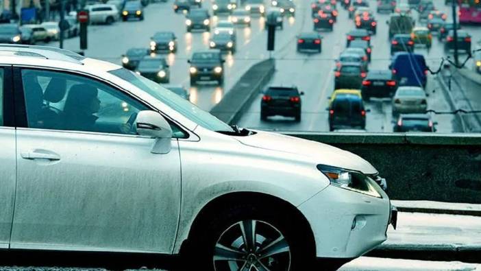 Dizel araç sahiplerine kötü haber: Dünya motorin bulamıyor