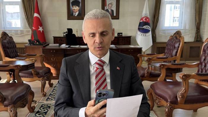Tayt giymesiyle gündeme gelmişti: Ardahan Valisi Mehmet Fatih Çiçekli görevden alındı
