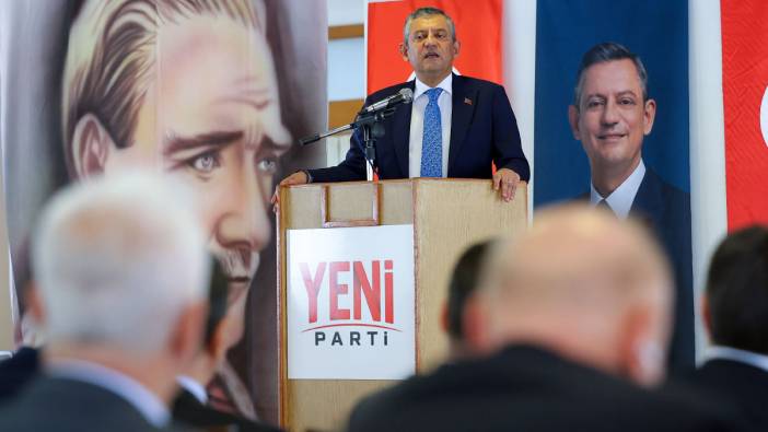 Kurucular Kurulu oy birliğiyle seçti: YENİ Parti’nin genel başkanı Özgür Özel oldu
