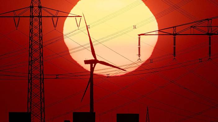 Elektrik üretiminde tarihi eşik: Yenilenebilir enerjinin toplam üretimdeki payı yüzde 45,5'e ulaştı
