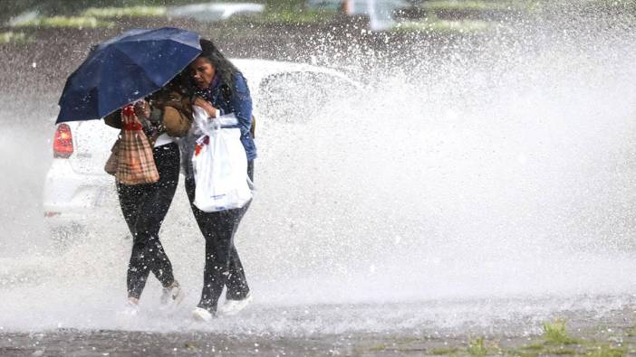 Meteoroloji’den 5 il için kuvvetli yağış uyarısı: Sel ve heyelan riski