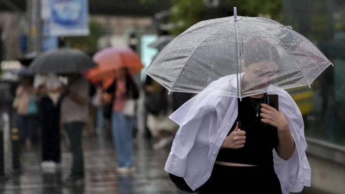 Meteoroloji'den çok sayıda il için uyarı: Kuvvetli yağış ve fırtına etkili olacak
