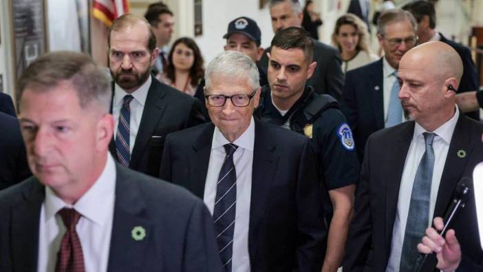 Bill Gates'ten Epstein açıklaması: Onunla zaman geçirmek aptallıktı