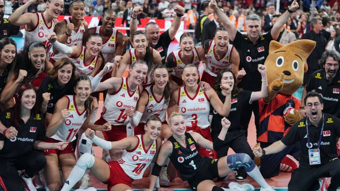 Avrupa’nın en büyüğü yine Türkiye: Filenin Sultanları, İtalya’yı yenerek şampiyon oldu