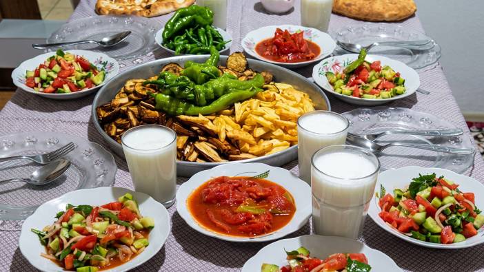 Milyonlarca kişi öğle yemeğini hayatından tamamen çıkardı