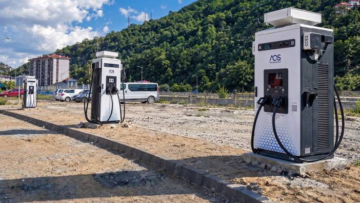 İnebolu'da elektrikli araç sahiplerine büyük kolaylık: 4 araçlık şarj istasyonu hizmete girdi