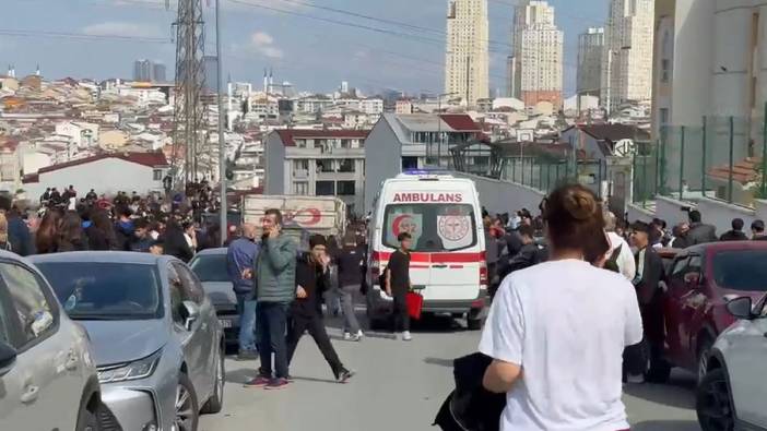 Esenyurt’ta okulda bıçaklı kavga: 2 öğrenci yaralandı
