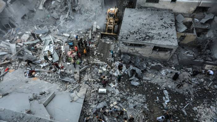 İsrail'in Gazze'de düzenlediği bombardımanda 117 konut zarar gördü