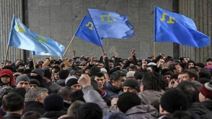 Rusya'dan Kırım Tatarlarının yakınlarına mahkeme yolunda engel: 16 kişi 12 saatten fazla alıkonuldu