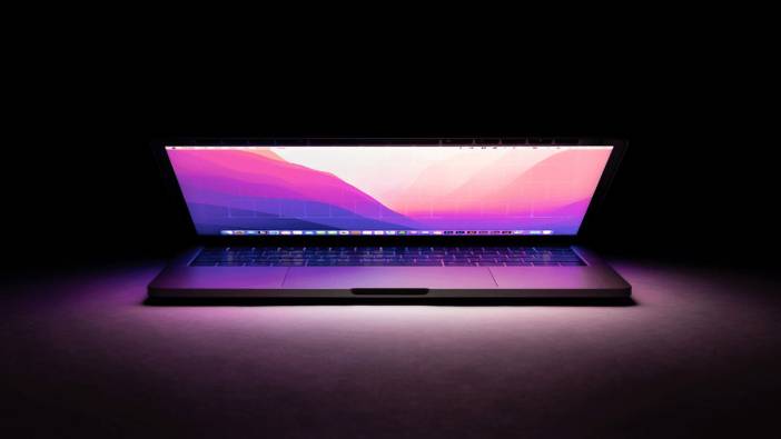 Apple inadından vazgeçti: Dokunmatik ekranlı ilk MacBook Pro sahneye çıkıyor