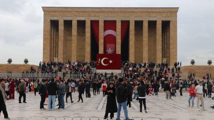 Anıtkabir’de 29 Ekim coşkusu