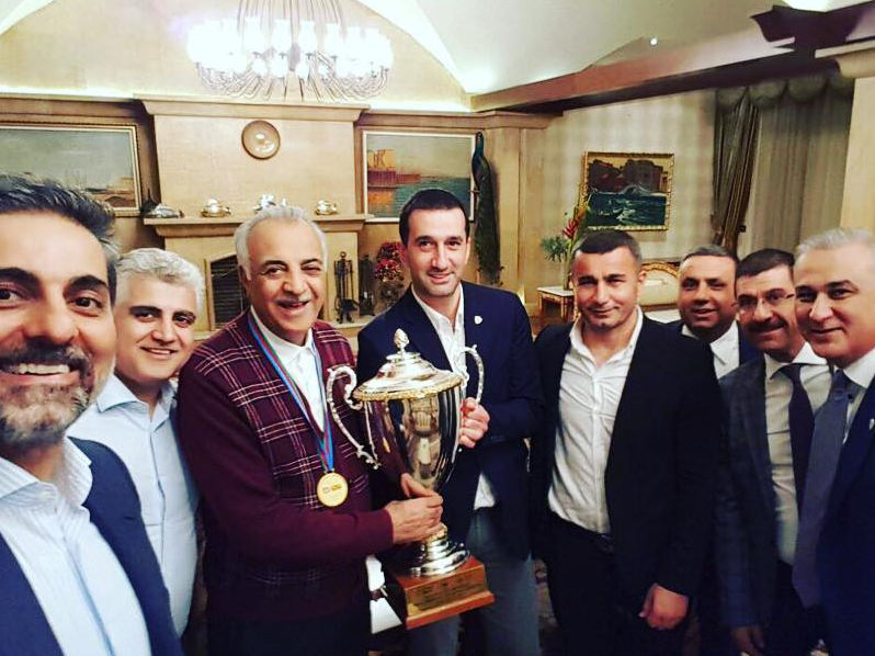 emrah-celikel-pomeranian-boo-satis-4