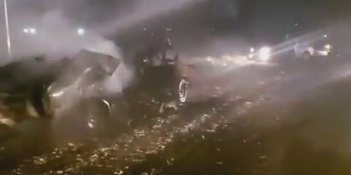 afrinde-pkkypgli-teroristler-bombali-aracla-saldirdi-4-yarali-7204-dhaphoto3