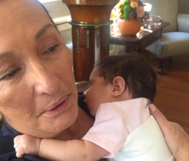 2831935-aed2a6292f38c44ed0e93ee2ddd40bdd-640x640