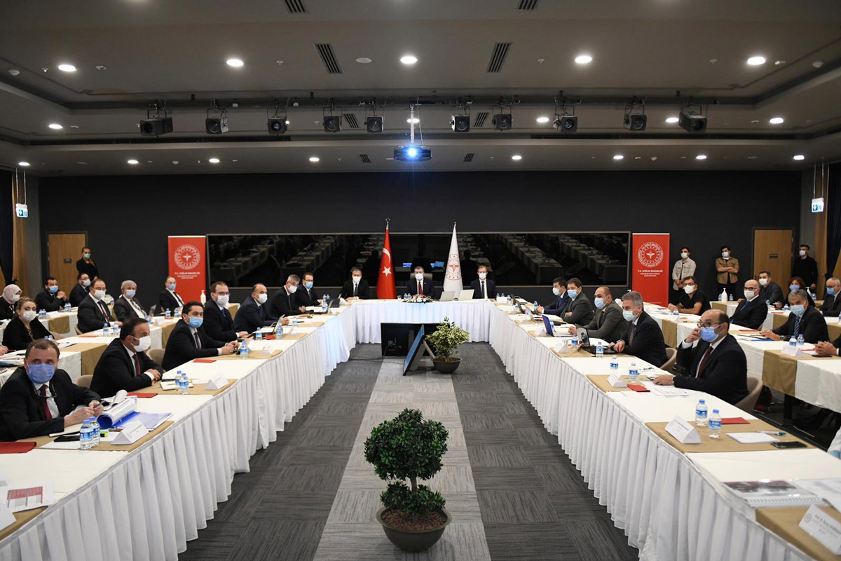 fahrettin-koca-istanbul-toplantisi