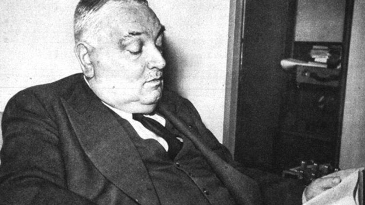 yahya-kemal-beyatli-kimdir-005