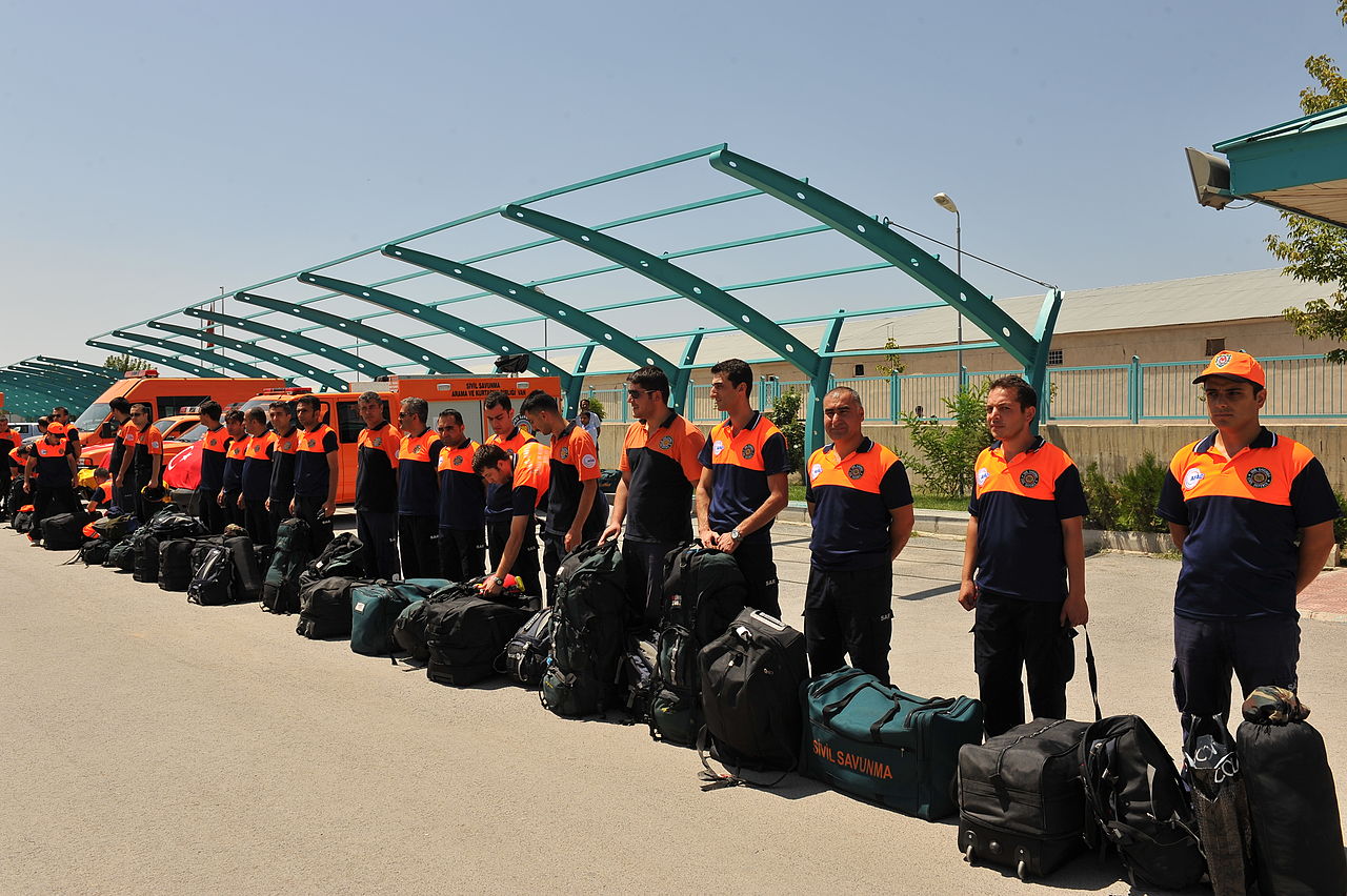 1280px-afad-ekipleri