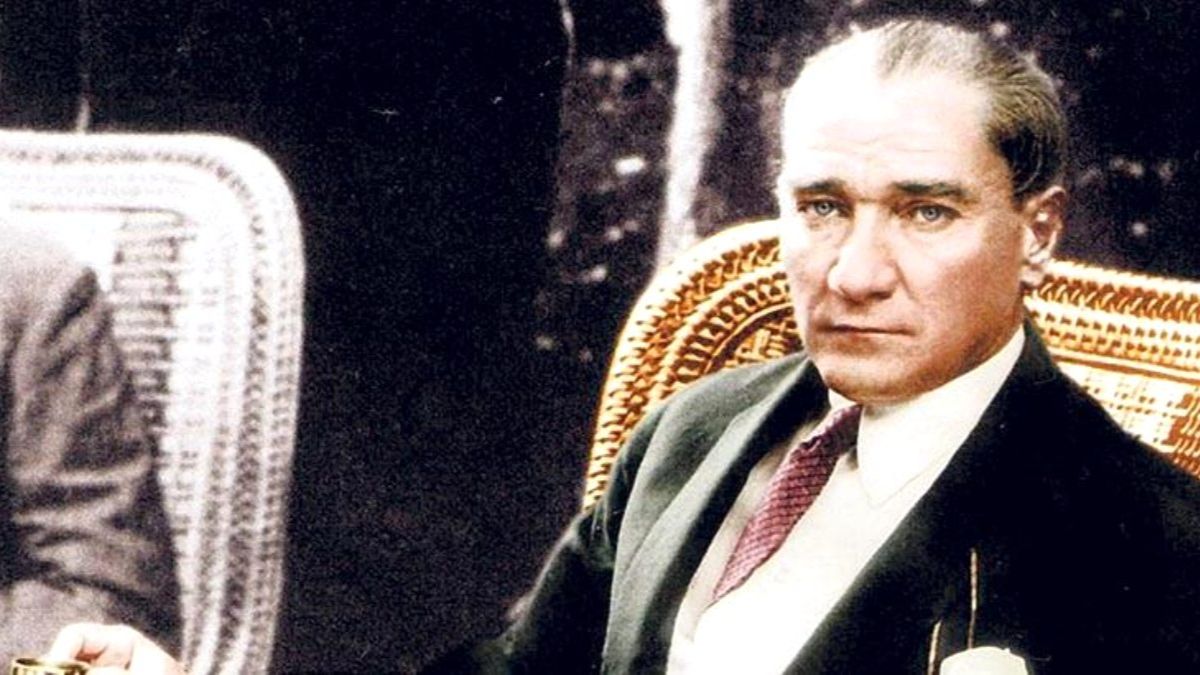 ataturk-neden-oldu-10-kasimda-ne-oldu-anlam-ve-onemi-turk-milleti-icin-cok-derinnnn