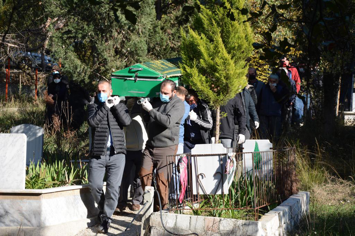 whatsapp-image-2020-11-28-at-16-35-58