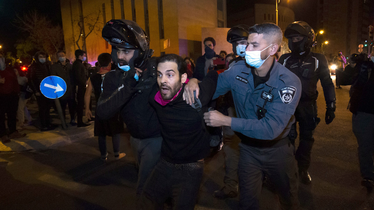 kuduste-netanyahu-karsiti-gosteri3