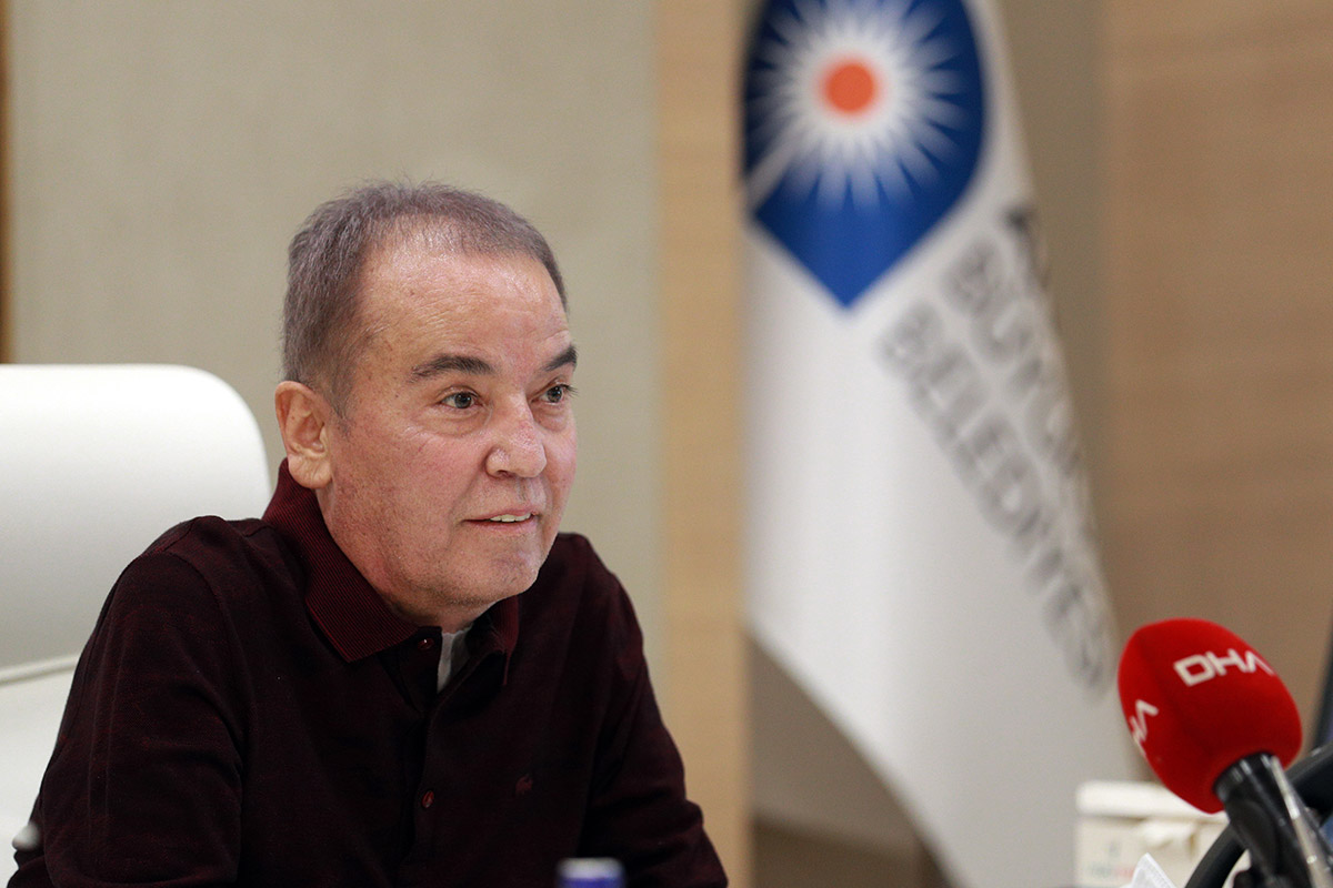 baskan-bocek-ben-olum-dosegindeyken-koltuk-sevdasina-dustuler-1216-dhaphoto5