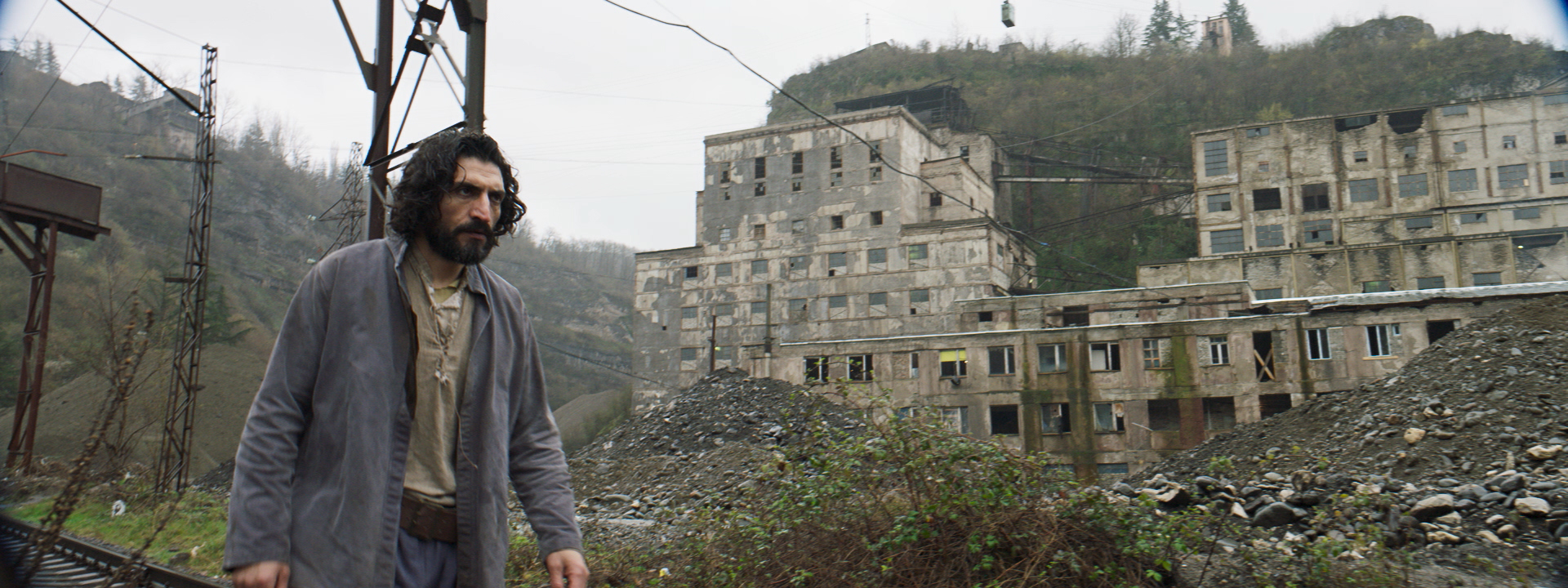 27kr2-golgeler-icinde