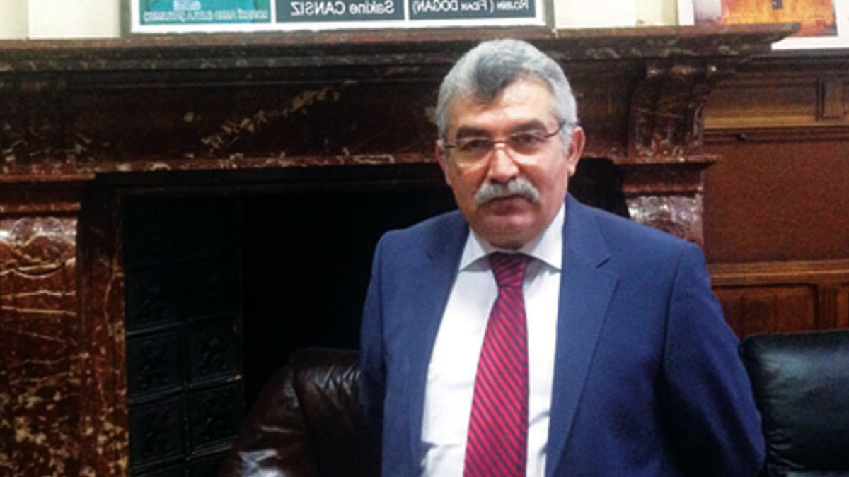 zubeyir-aydar-kimdirr