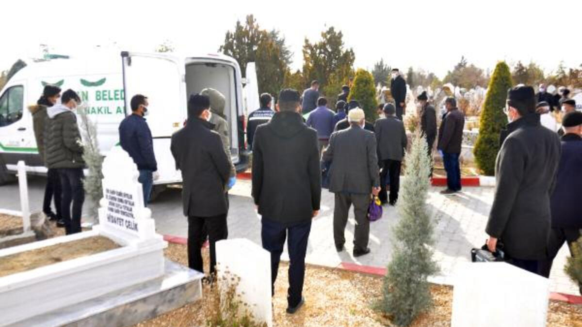 korona-yakalanan-2-kardes-1-saat-arayla-hayatini-kaybetti