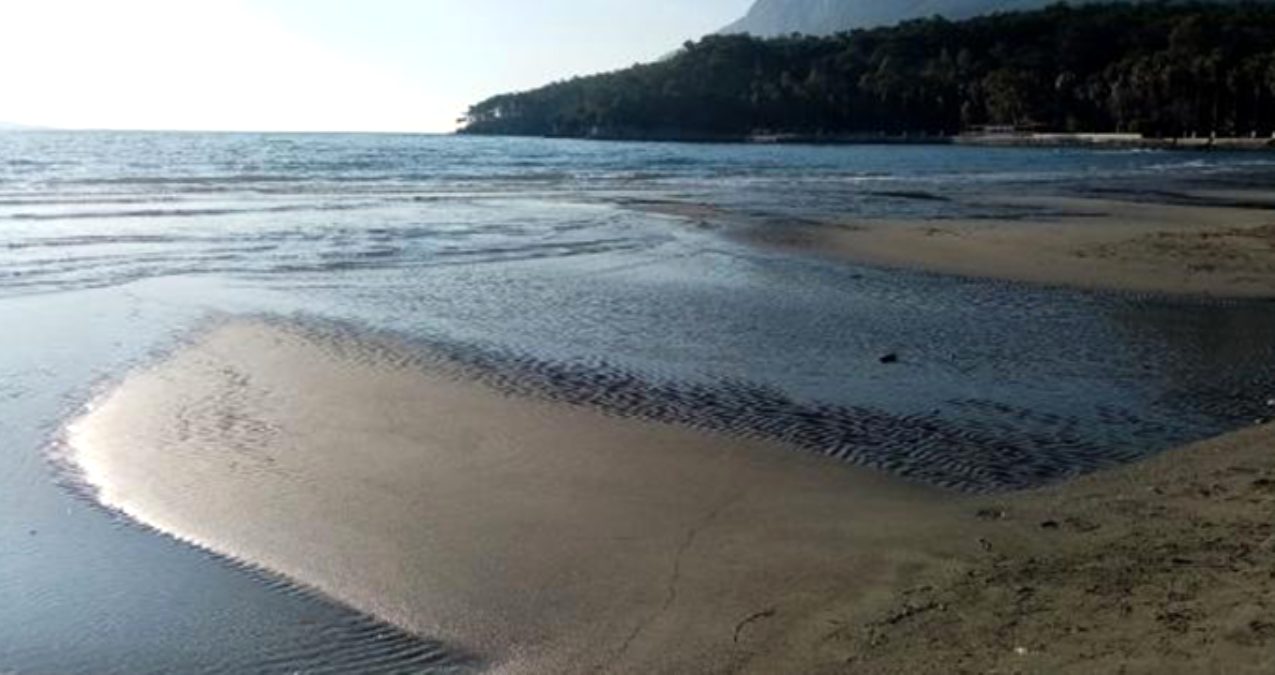 mugla-da-deniz-cekildi-depremle-alakasi-var-mi-12846426-9094-amp