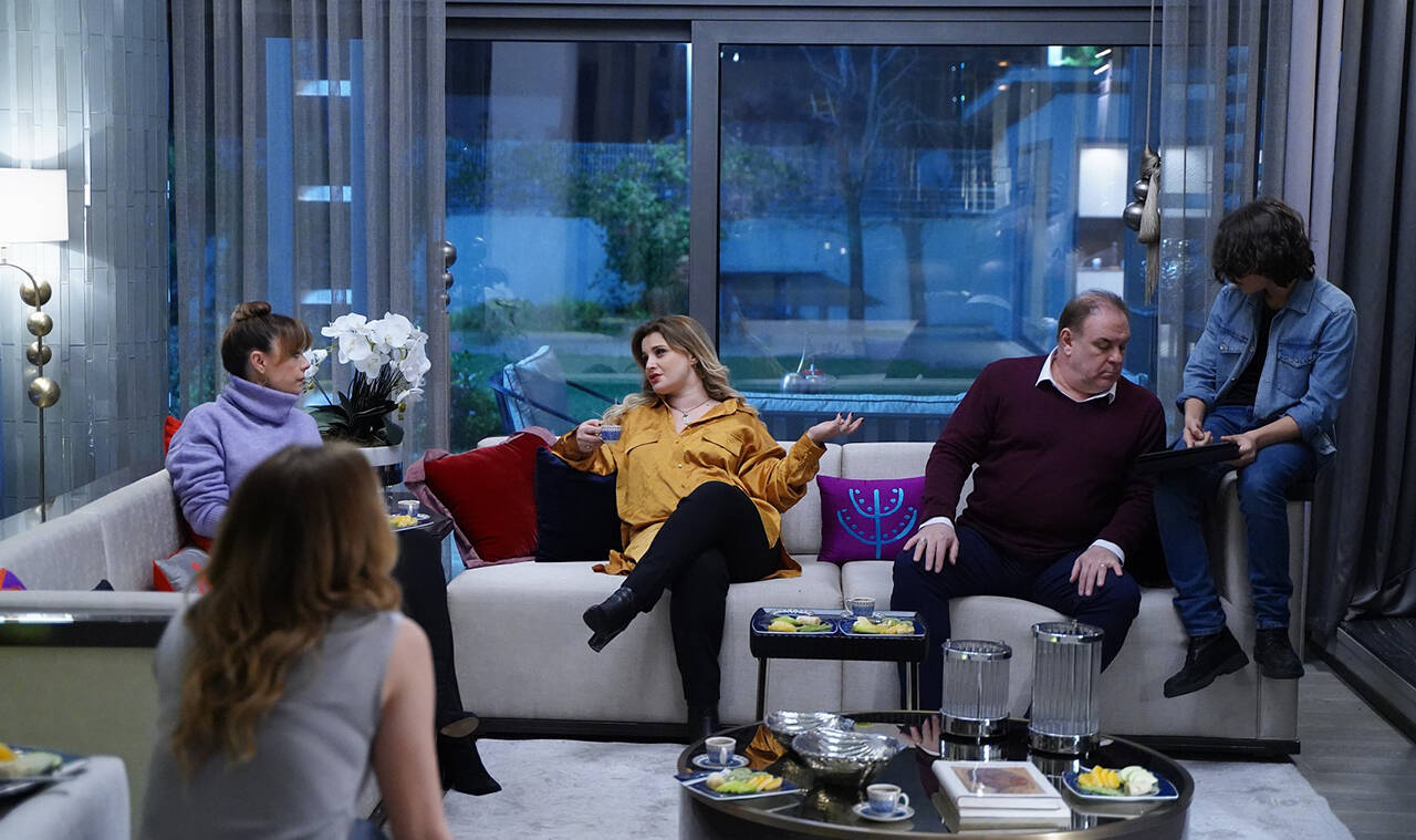 6018f8563ab16614e8d8a263