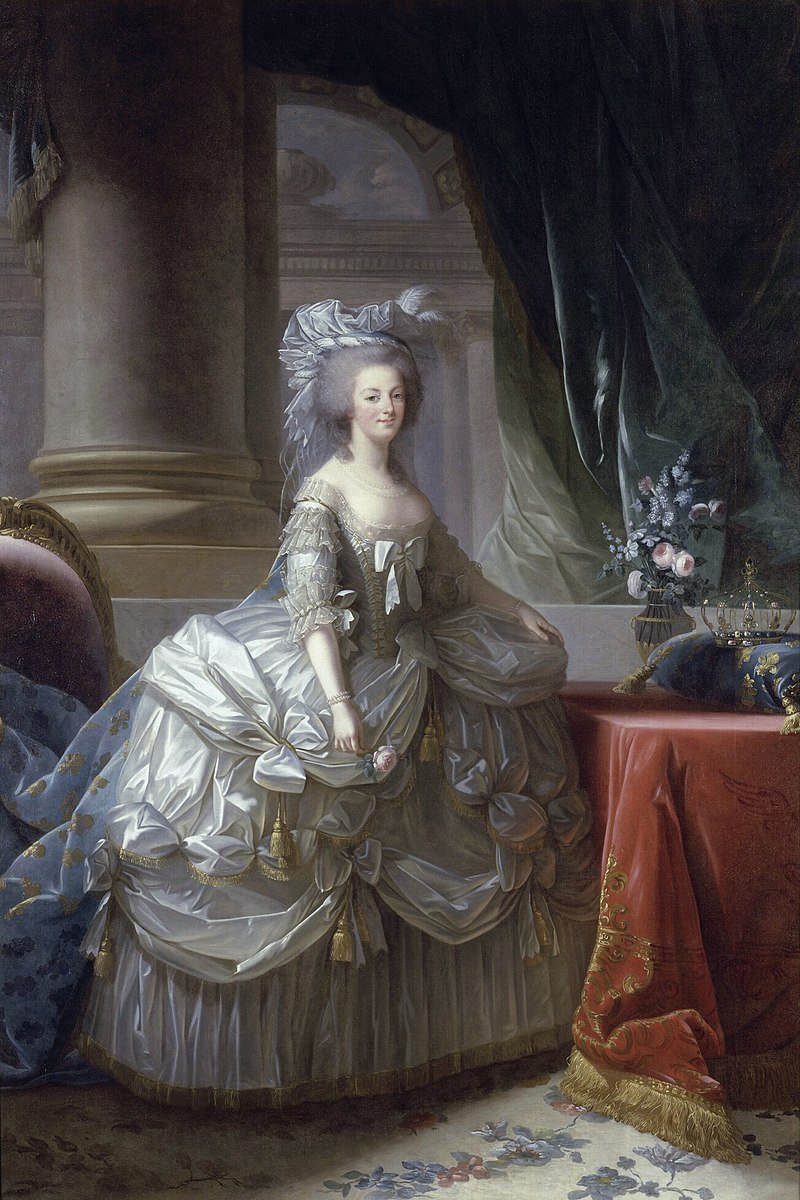 800px-marieantoinette-by-vigeelebrun