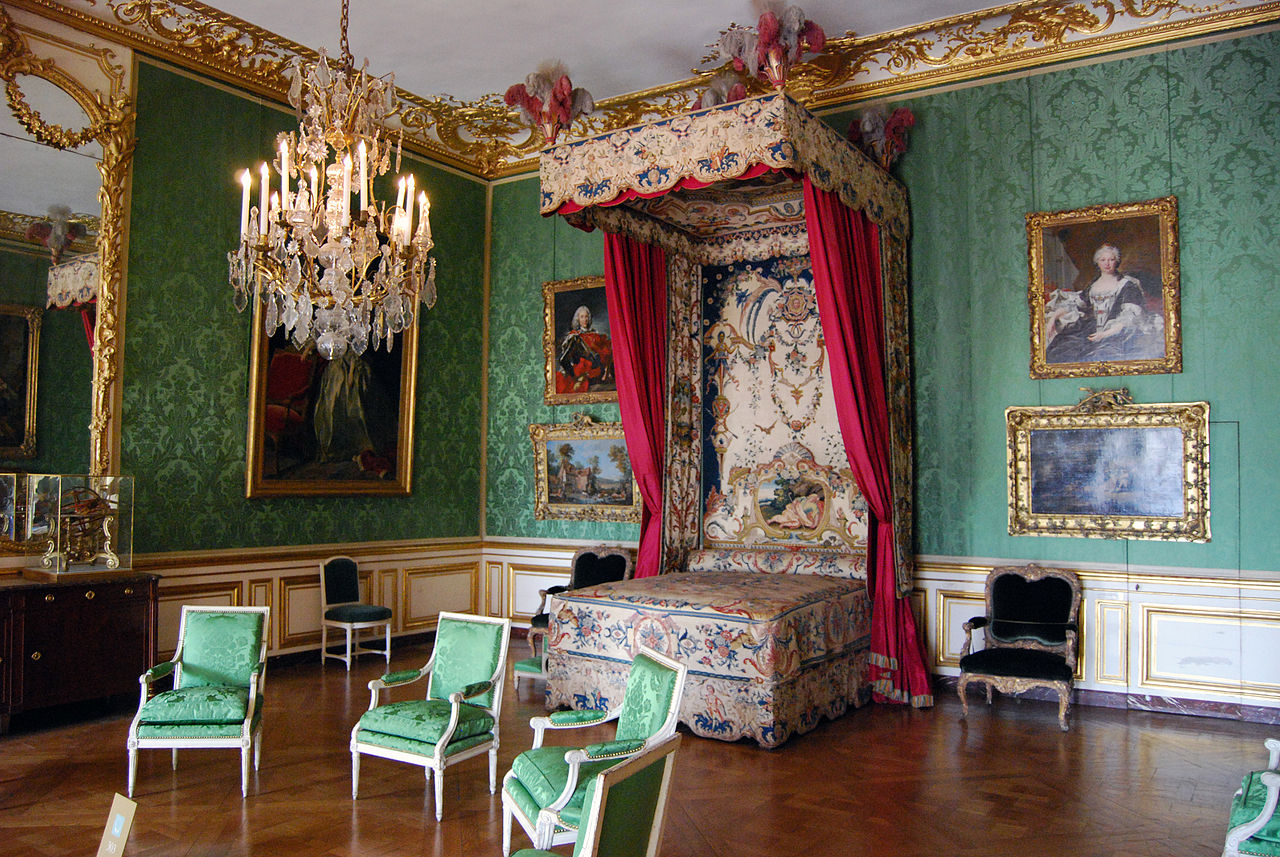 chambre-du-dauphin-chateau-de-versailles-01-001