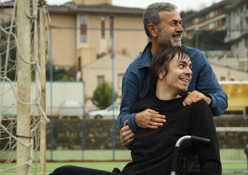 983d20072e1ea5ab6585cf039f1091af-840