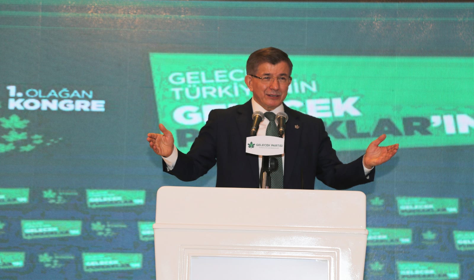 63c34ae1-fe8a-4828-9765-eba5dcc4d61d