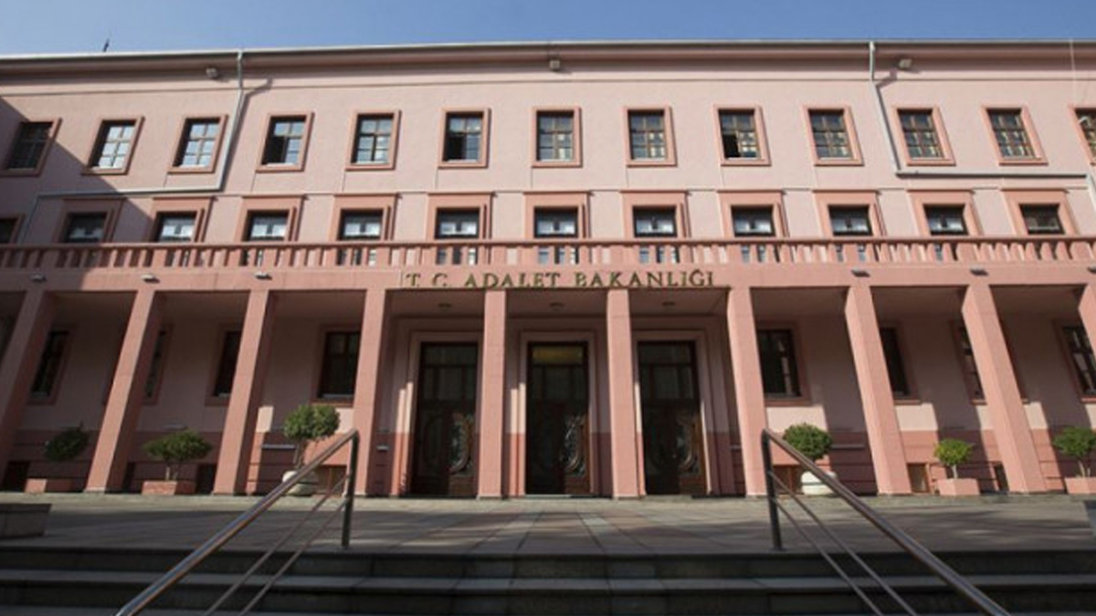 adalet-bakanligi