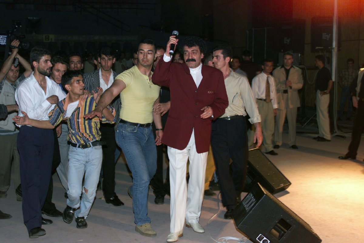 muslum gurses kimdir ne zaman oldu hastaligi neydi iste en sevilen sarkilari